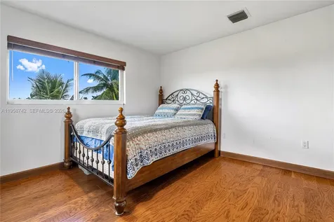 20520 SW 190th Street Miami FL 33187
