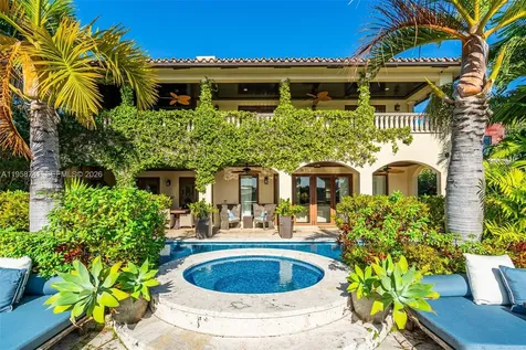 1398 Bay Drive Miami Beach FL 33141