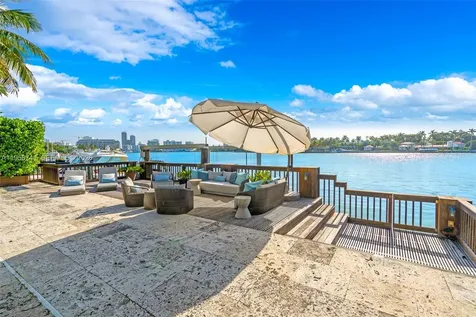 1398 Bay Drive Miami Beach FL 33141