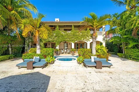 1398 Bay Drive Miami Beach FL 33141