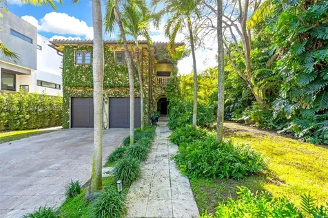 1398 Bay Drive Miami Beach FL 33141