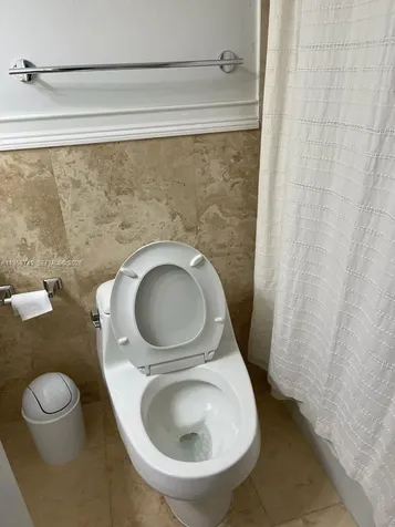 3180 S Ocean Drive Hallandale Beach FL 33009