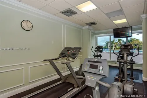 3180 S Ocean Drive Hallandale Beach FL 33009