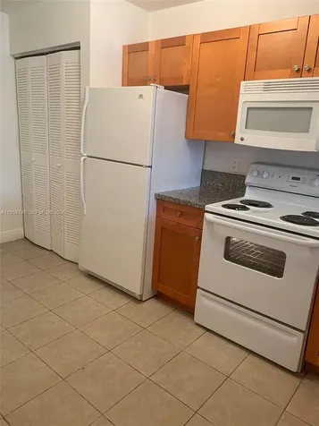20815 NE 8th Court Miami FL 33179
