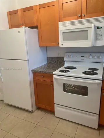 20815 NE 8th Court Miami FL 33179