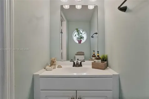 4713 N Pine Island Road Sunrise FL 33351