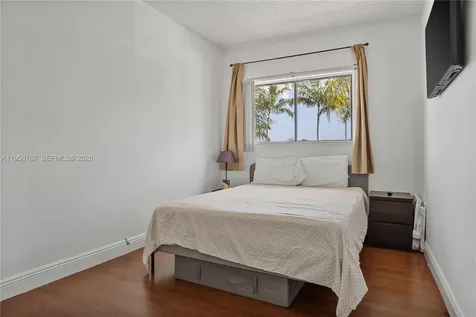 4713 N Pine Island Road Sunrise FL 33351