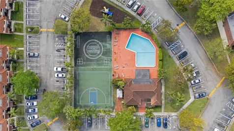 4713 N Pine Island Road Sunrise FL 33351