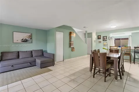 4713 N Pine Island Road Sunrise FL 33351