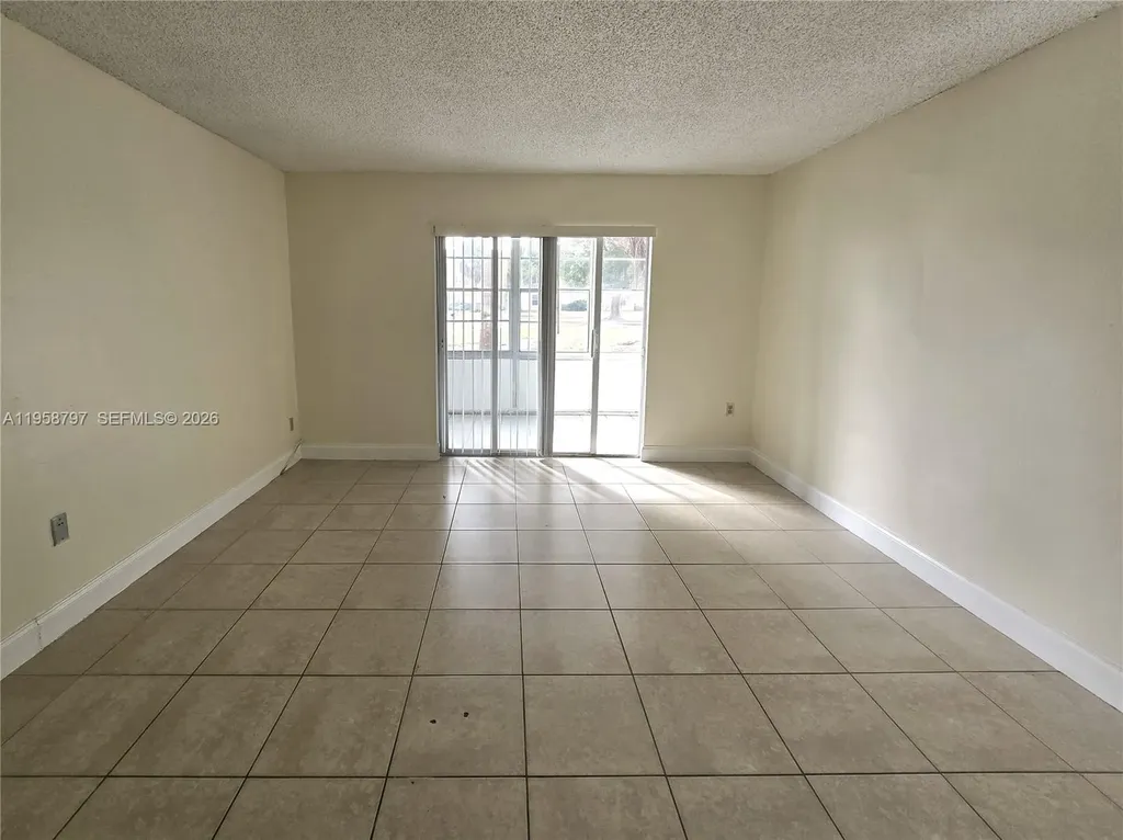 4334 NW 9th Avenue Deerfield Beach FL 33064