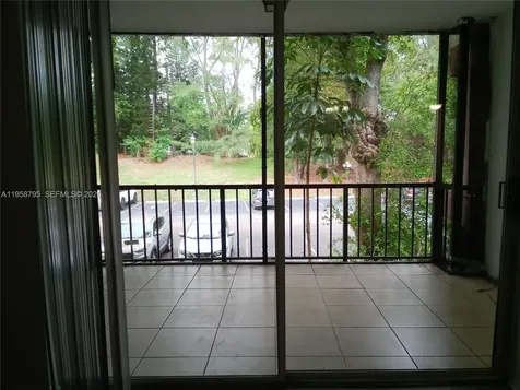3720 Inverrary Drive Lauderhill FL 33319