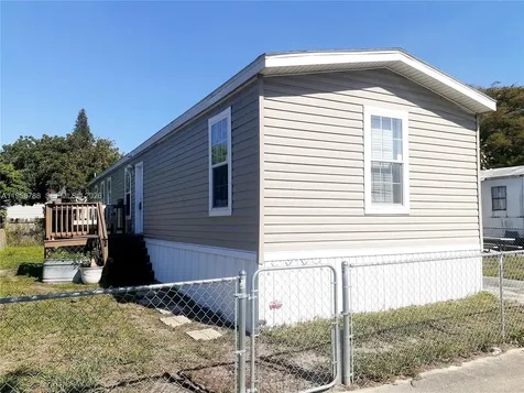 13331 SW 7th Place Davie FL 33325