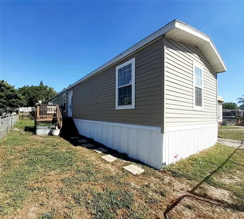 13331 SW 7th Place Davie FL 33325
