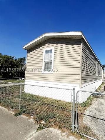 13331 SW 7th Place Davie FL 33325