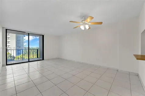 16751 NE 9th Avenue North Miami Beach FL 33162