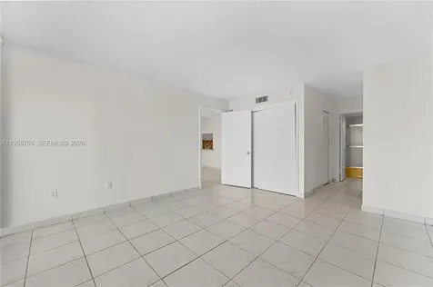 16751 NE 9th Avenue North Miami Beach FL 33162