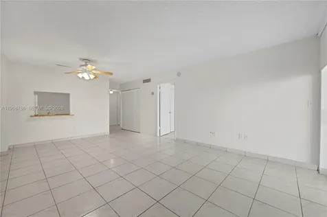 16751 NE 9th Avenue North Miami Beach FL 33162