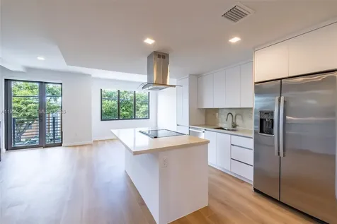 1376 SW 4th Street Miami FL 33135