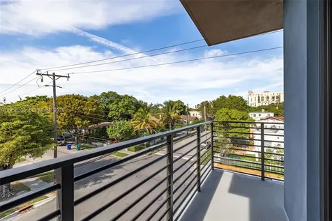 1376 SW 4th Street Miami FL 33135