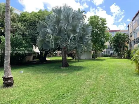 1333 Hallandale Beach Bl Hallandale Beach FL 33009