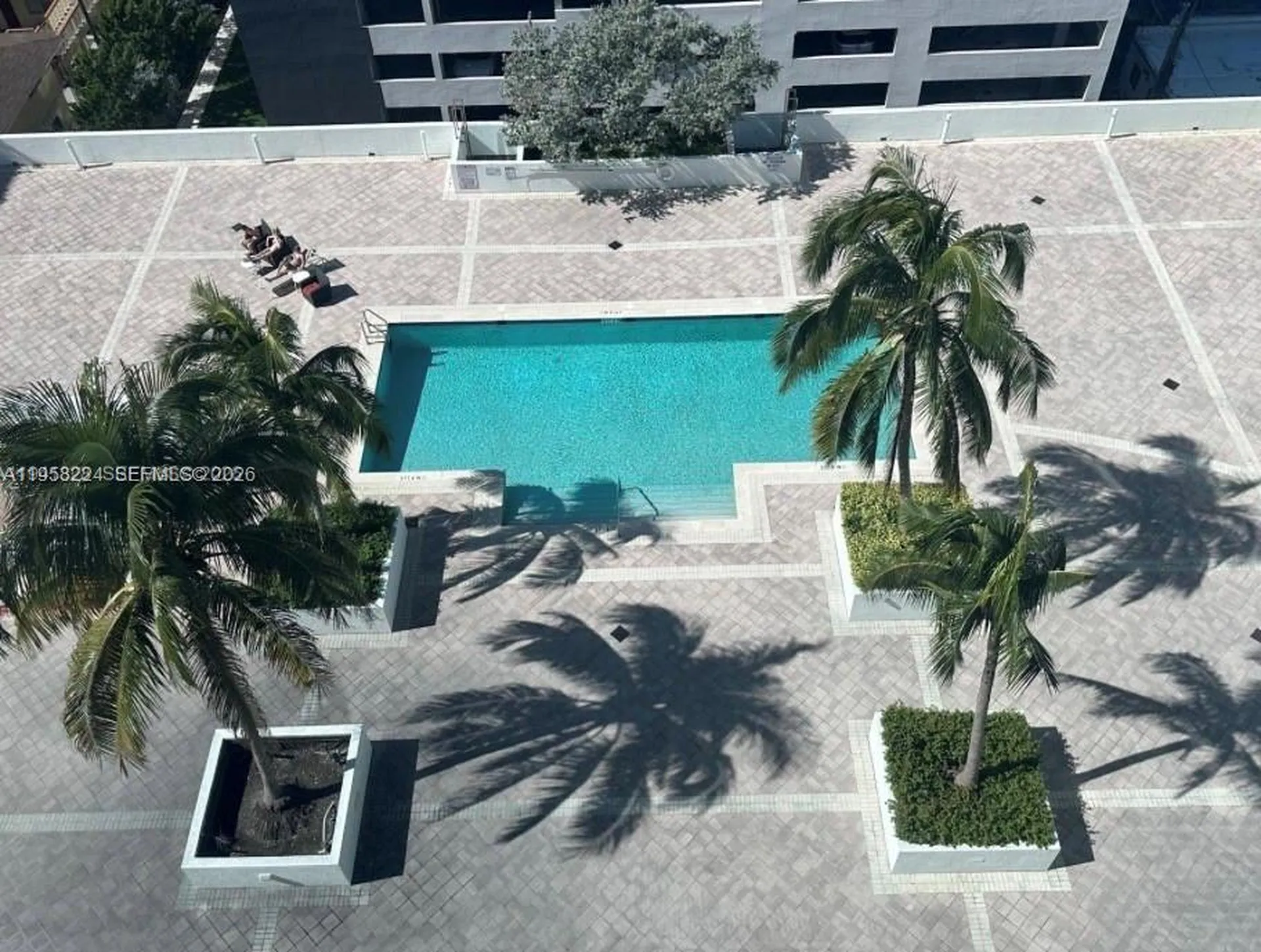 140 S Dixie Highway Hollywood FL 33020