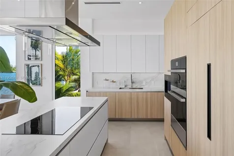 1161 Stillwater Drive Miami Beach FL 33141