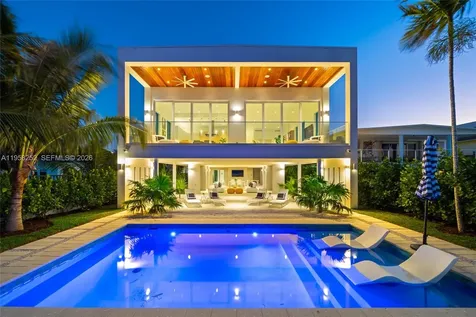 1161 Stillwater Drive Miami Beach FL 33141