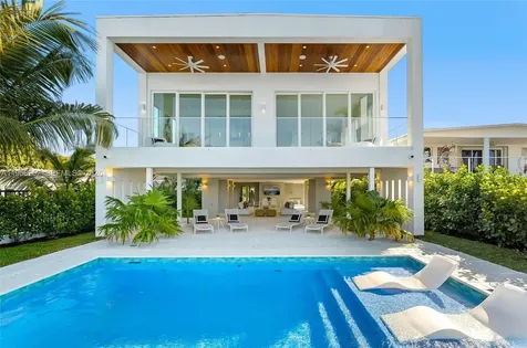 1161 Stillwater Drive Miami Beach FL 33141