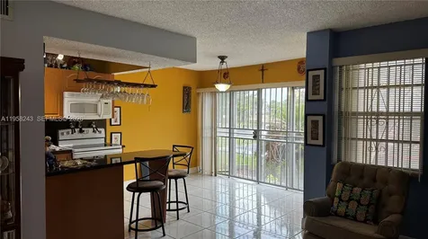 9301 SW 4th Street Miami FL 33174