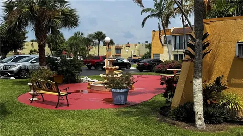 9301 SW 4th Street Miami FL 33174