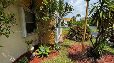 9301 SW 4th Street Miami FL 33174