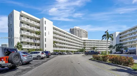 3030 Marcos Drive Aventura FL 33160