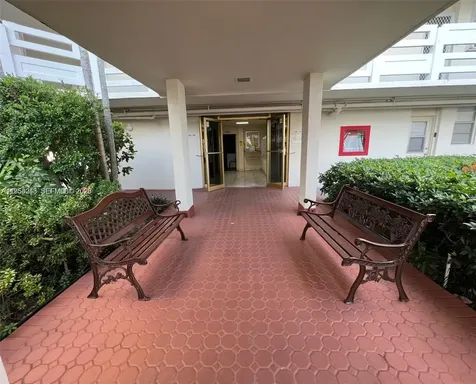 3030 Marcos Drive Aventura FL 33160
