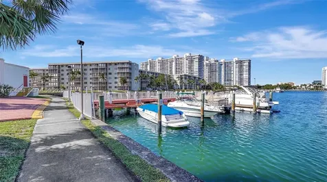 3030 Marcos Drive Aventura FL 33160