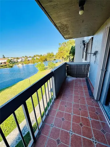 1101 SW 122nd Avenue Miami FL 33184