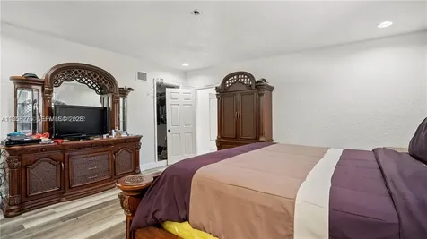 19458 NW 28th Place Miami Gardens FL 33056