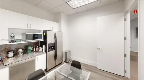 175 SW 7th Street Miami FL 33130