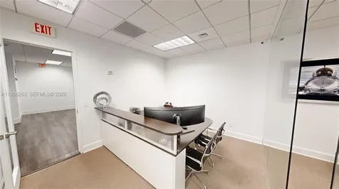 175 SW 7th Street Miami FL 33130