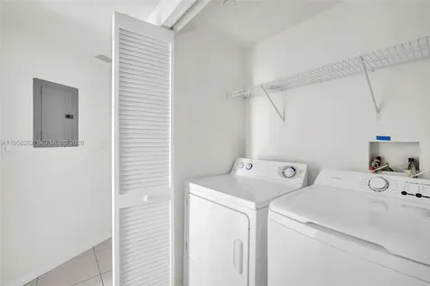 19501 W Country Club Drive Aventura FL 33180