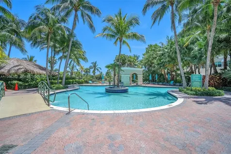 19501 W Country Club Drive Aventura FL 33180