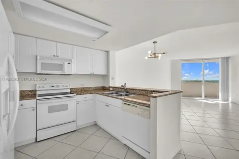 19501 W Country Club Drive Aventura FL 33180