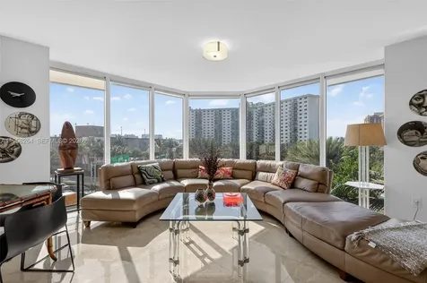 19333 Collins Avenue Sunny Isles Beach FL 33160