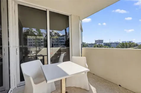 19333 Collins Avenue Sunny Isles Beach FL 33160