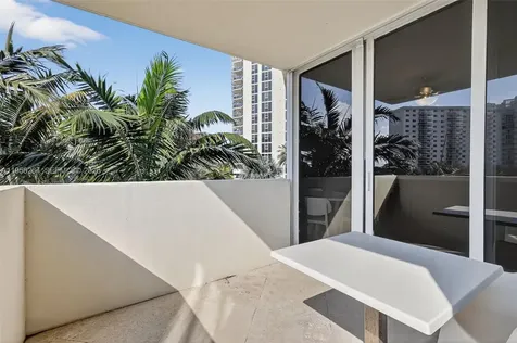 19333 Collins Avenue Sunny Isles Beach FL 33160