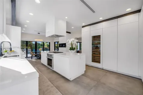 4844 NW 94th Doral Place Doral FL 33178