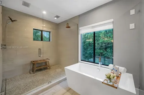 4844 NW 94th Doral Place Doral FL 33178