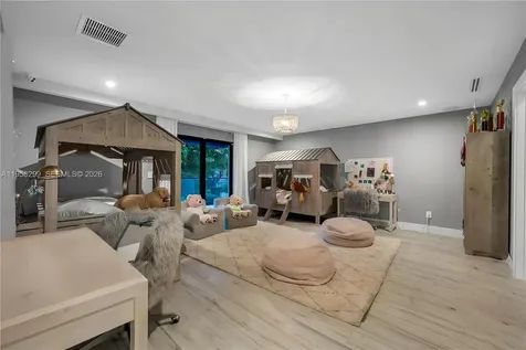 4844 NW 94th Doral Place Doral FL 33178