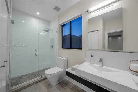 4844 NW 94th Doral Place Doral FL 33178