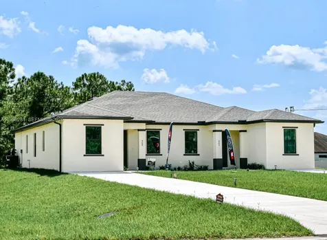 434/436 Bell Lehigh Acres FL 33974