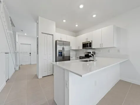 1517 SE 27th Road Homestead FL 33035